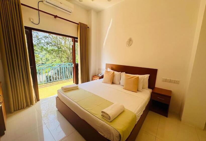 バルコニー付きデラックスルーム, Moi Ella By Dbi