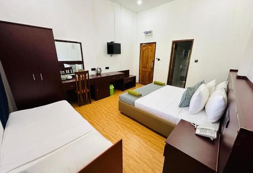 デラックストリプルルーム, Moi Ella By Dbi