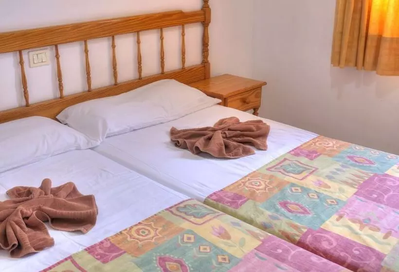 آپارتمان 1 خوابه با بالکن, Apartamentos Tisalaya