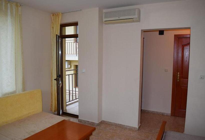 Студио Стандарт Кровать Кинг, Family Hotel Chris