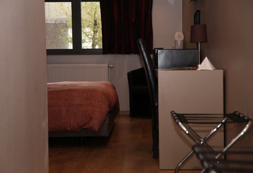 舒适型房间, Callecanes