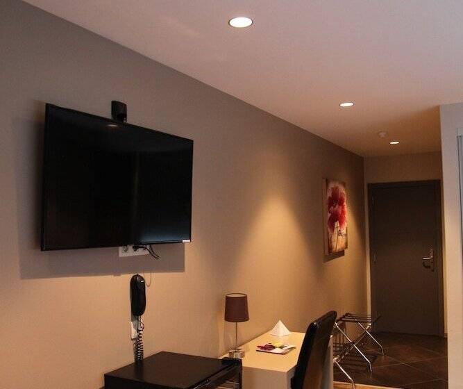 舒适型房间, Callecanes