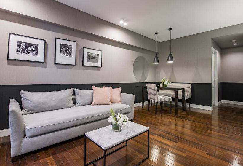 سوییت لوکس, Casasur Recoleta