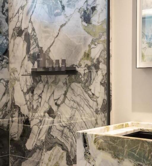 ジュニアスイート, Château De Vignée