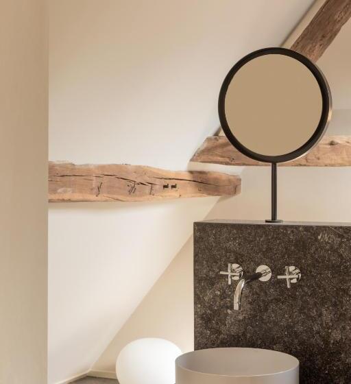 スイート, Château De Vignée