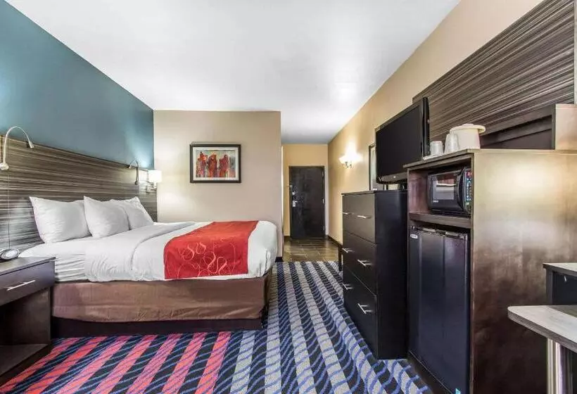 キングサイズベッドのスイートルーム, Comfort Suites Fairgrounds West