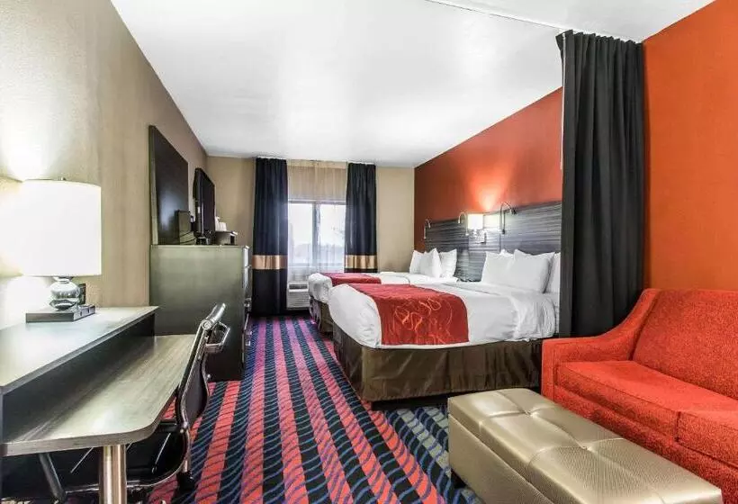 スイート, Comfort Suites Fairgrounds West