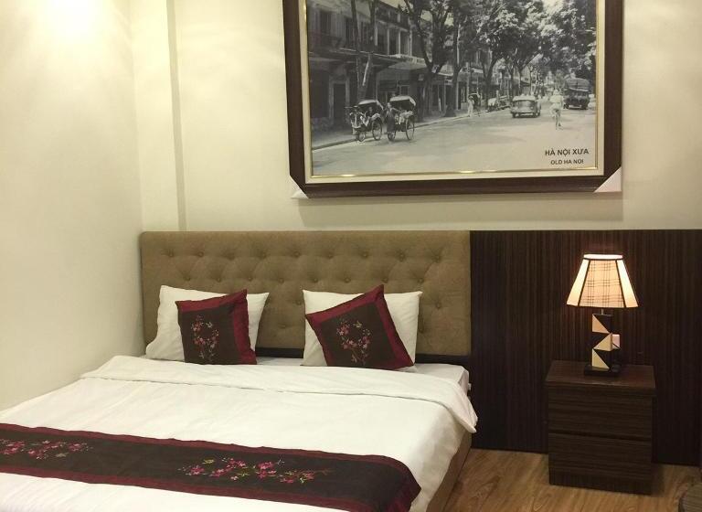 اتاق لوکس با تخت بزرگ, Hanoi Street
