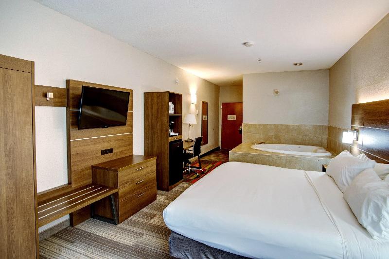 适合残疾人士使用的带超级大床的标准间, Holiday Inn Express La Plata, An Ihg