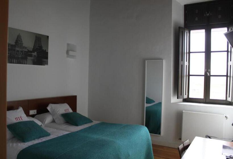 家庭间, Hospederia De Alesves