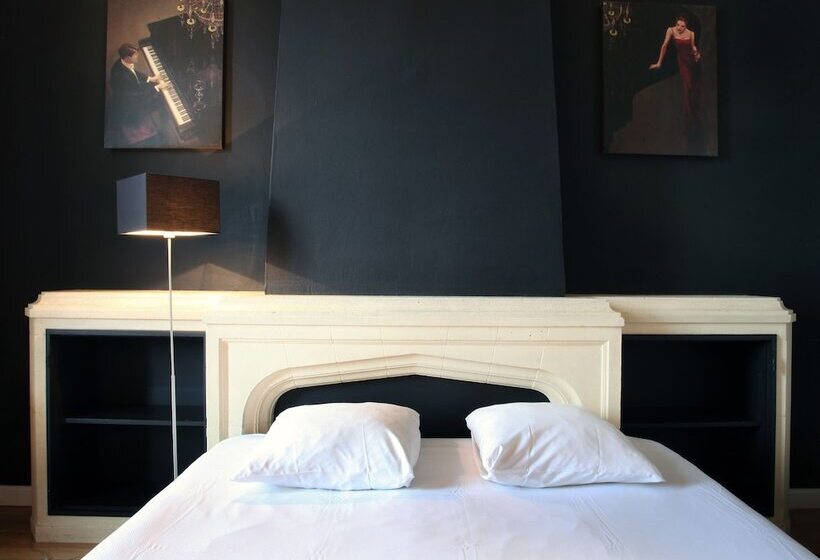 스탠다드 룸, La Royale