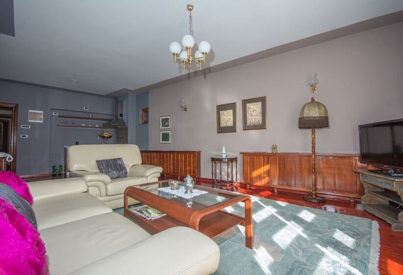 آپارتمان 1 خوابه, Michele