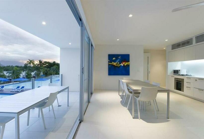 Апартаменты 3 Спальни Вид на Бассейн, Pool Resort Port Douglas