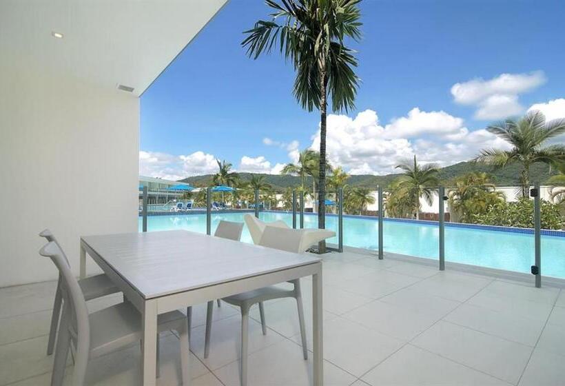 Апартаменты 3 Спальни, Pool Resort Port Douglas