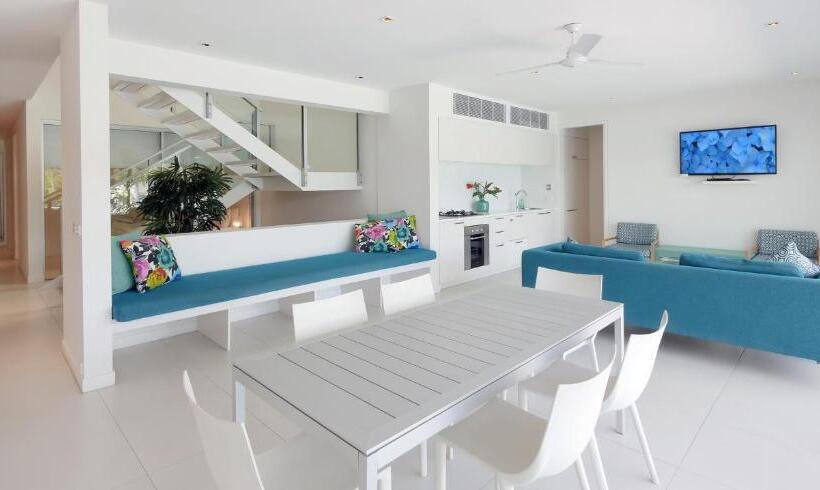 Апартаменты 3 Спальни, Pool Resort Port Douglas