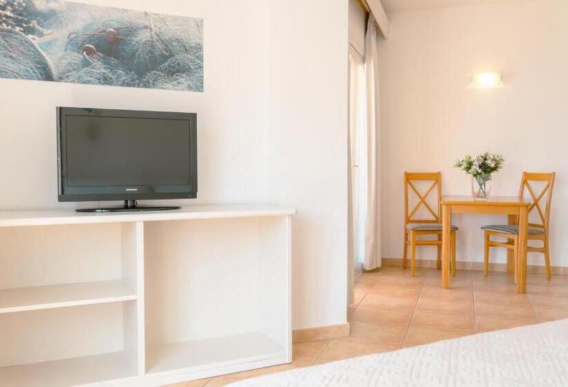 Студио Стандарт с Террасой, Rosamar Ibiza