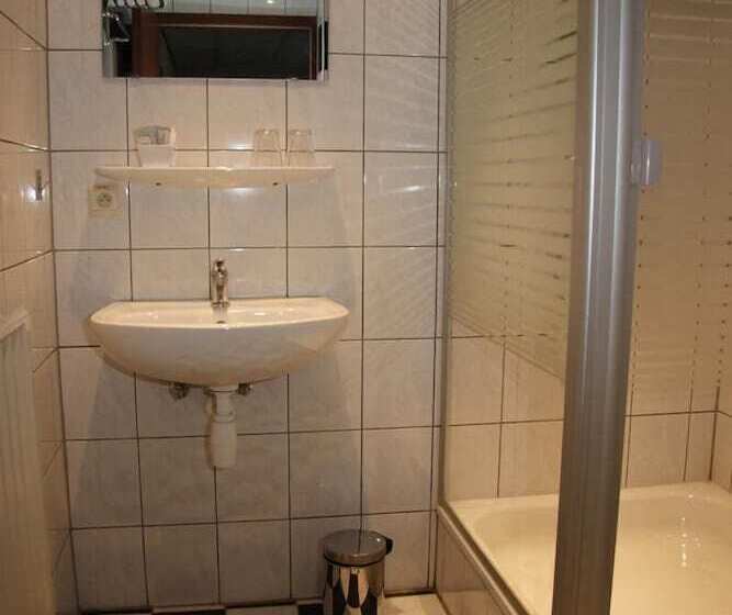 スタンダードルーム, Royal Zelzate