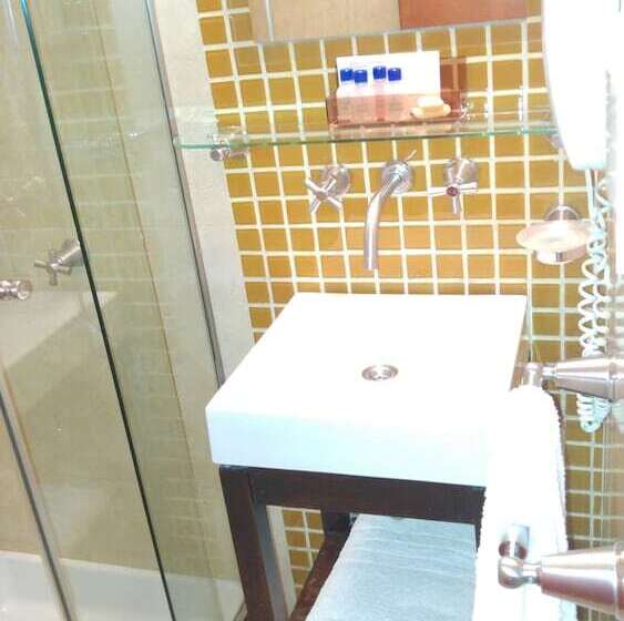 اتاق استاندارد یک نفره, Telmho Hotel Boutique