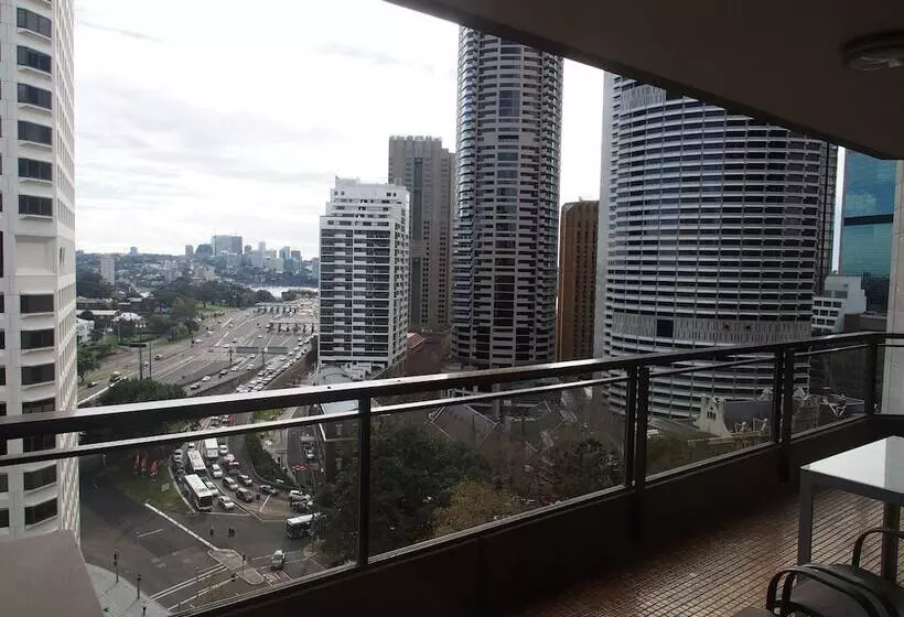 プレミアム２ベッドルームアパート, The York By Swissbel