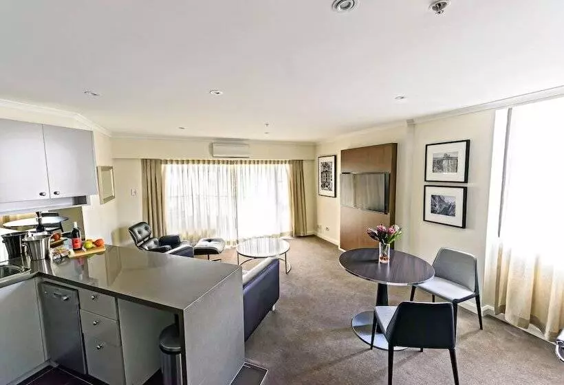 プレミアム２ベッドルームアパート, The York By Swissbel