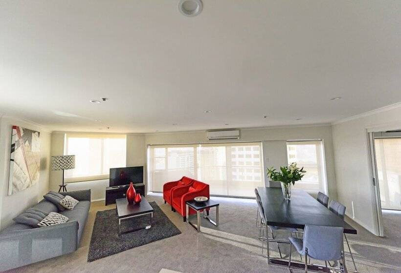 3 Bedroom Suite, The York By Swissbel