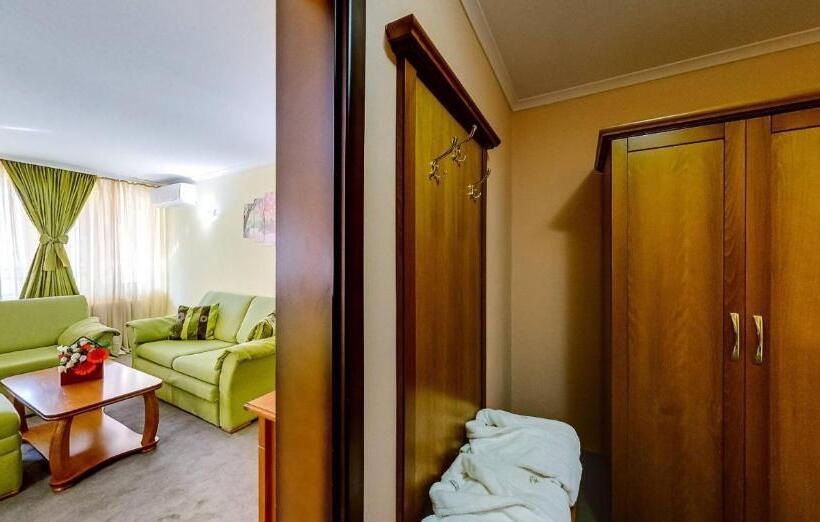 Номер Deluxe, Troyan Plaza