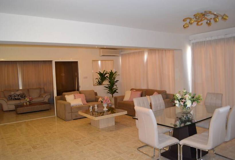 סוויטת 3 חדרי שינה, Marianna Hotel Apartments