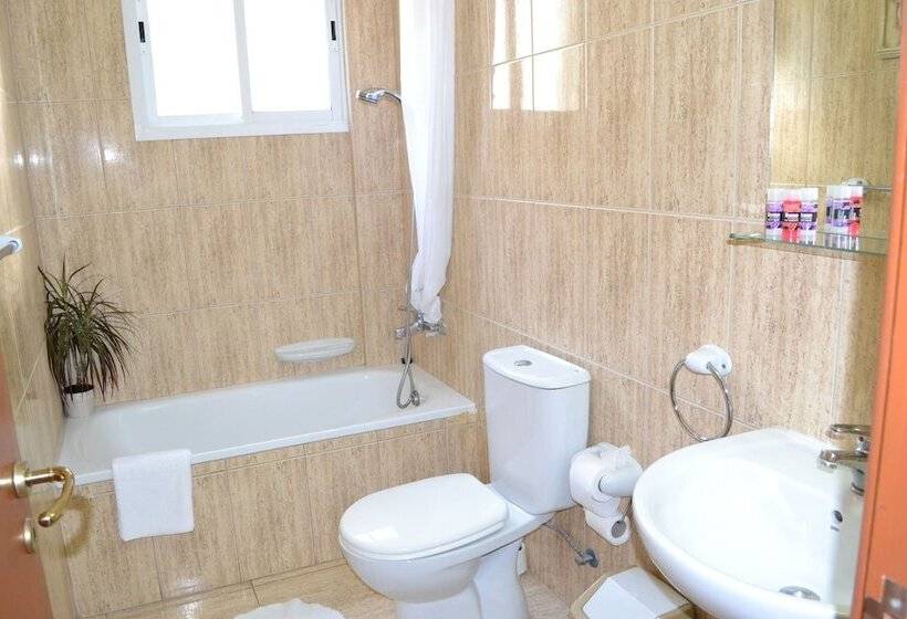 סטודיו סופריור, Marianna Hotel Apartments