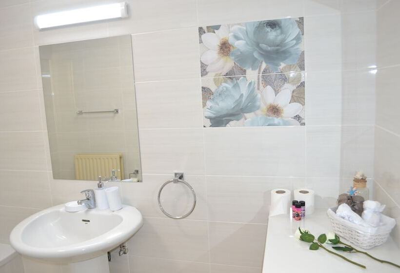 סוויטת 3 חדרי שינה, Marianna Hotel Apartments