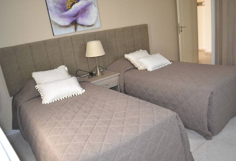 סוויטת 3 חדרי שינה, Marianna Hotel Apartments