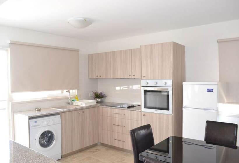 סוויטת 3 חדרי שינה, Marianna Hotel Apartments