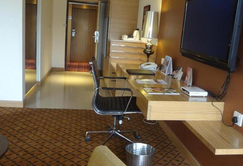 수피리어 룸, Pride Plaza Hotel, Ahmedabad