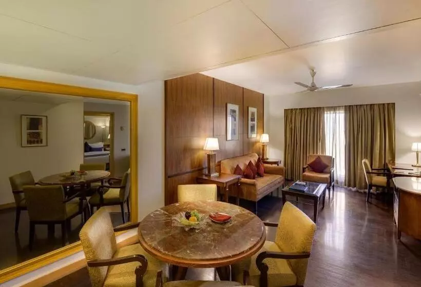 سوییت, Pride Plaza Hotel, Ahmedabad