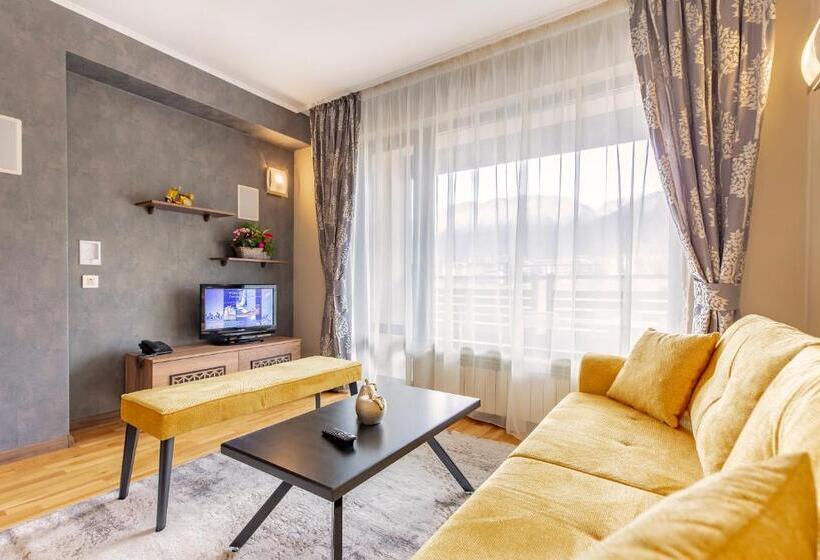 شقة غرفة واحدة, Murite Park