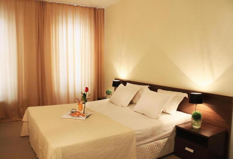 شقة غرفة واحدة, Murite Park