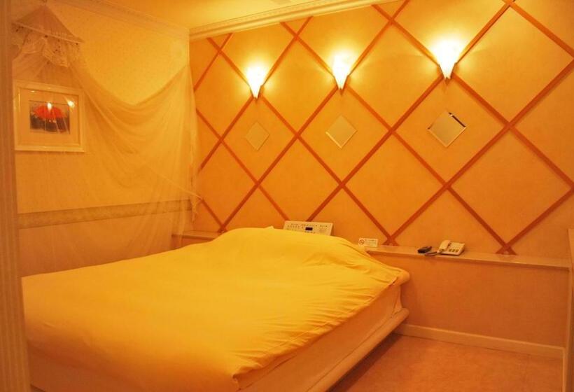 이그제큐티브 스위트, Ena Hotel Venus