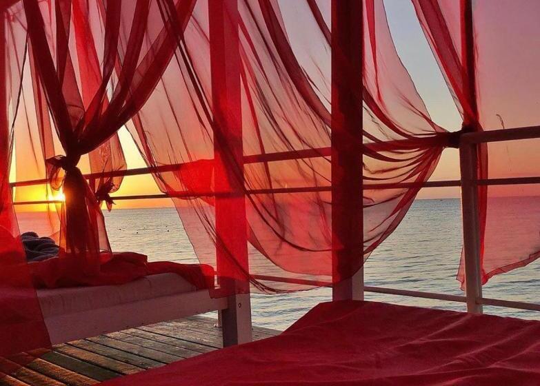 سوییت با چشمانداز دریا, Club House Arkadia Beach