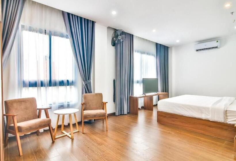 مجموعه ویستا شهر, Grand Lee