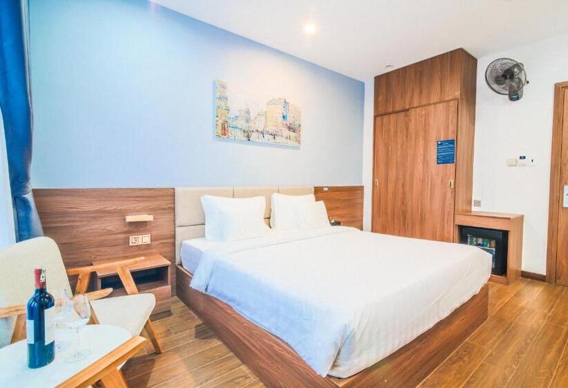 اتاق لوکس, Grand Lee