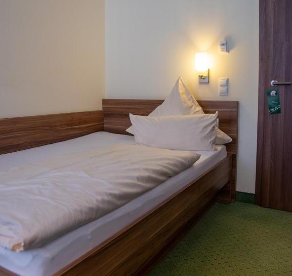 غرفة قياسية فردية, Wertheimer Stuben