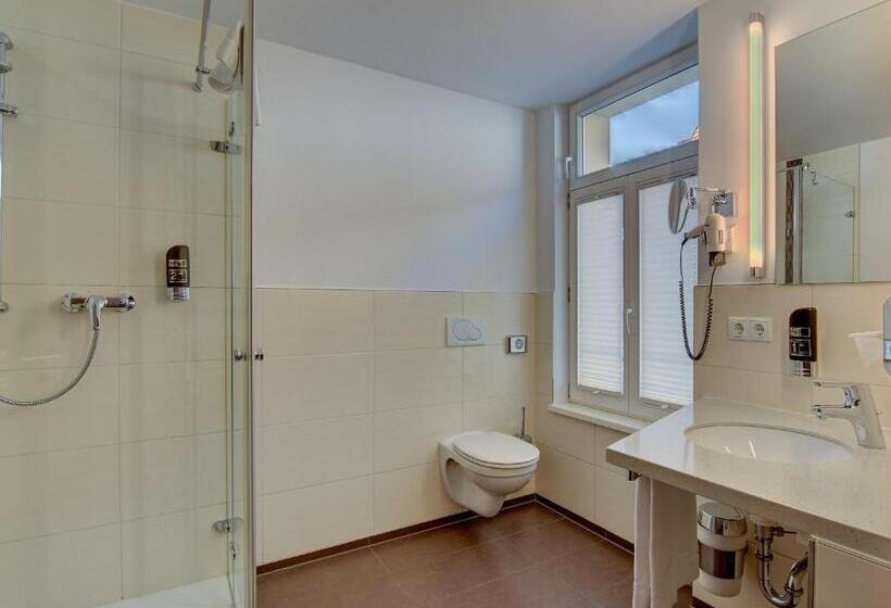 غرفة قياسية فردية, Wertheimer Stuben