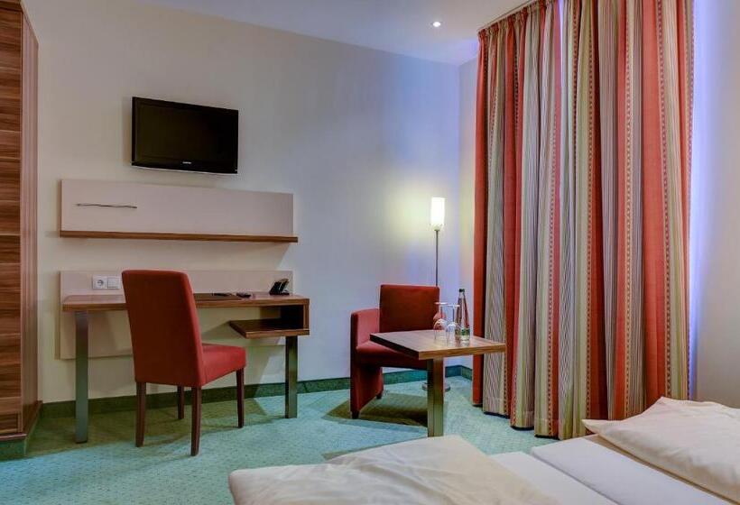 غرفة كومفورت ثلاثية, Wertheimer Stuben