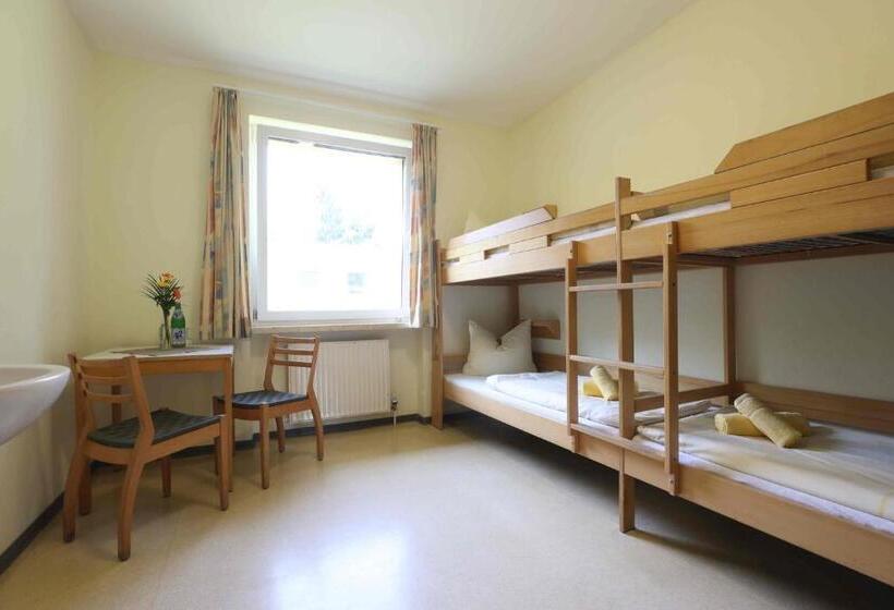 Четырехместный Номер Стандарт, Jugendherberge Bad Malente