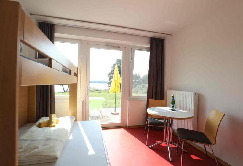 Номер Стандарт, Jugendherberge Bad Malente