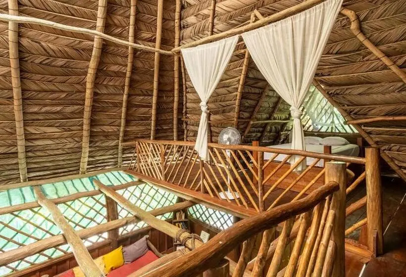 بانگلوی استاندارد, El Hotelito Perdido