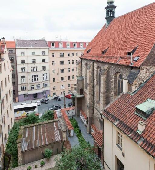 스탠다드 룸 공동 욕실, Hostel Hlávkova