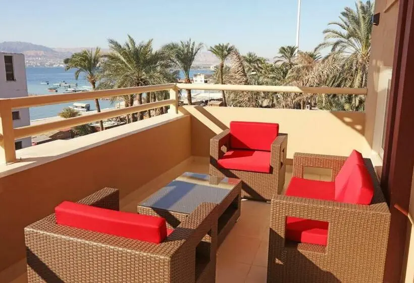 اتاق لوکس با چشمانداز دریا, La Riva