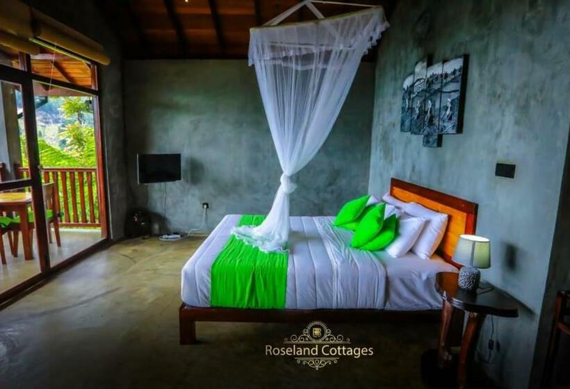 اتاق لوکس سه تخته, Roseland Cottages