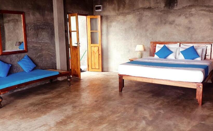 اتاق لوکس چهار تخته, Roseland Cottages