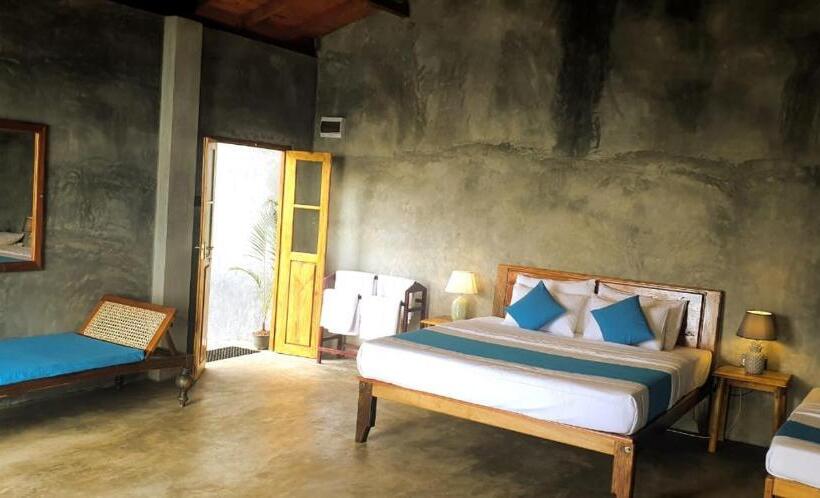 اتاق لوکس چهار تخته, Roseland Cottages